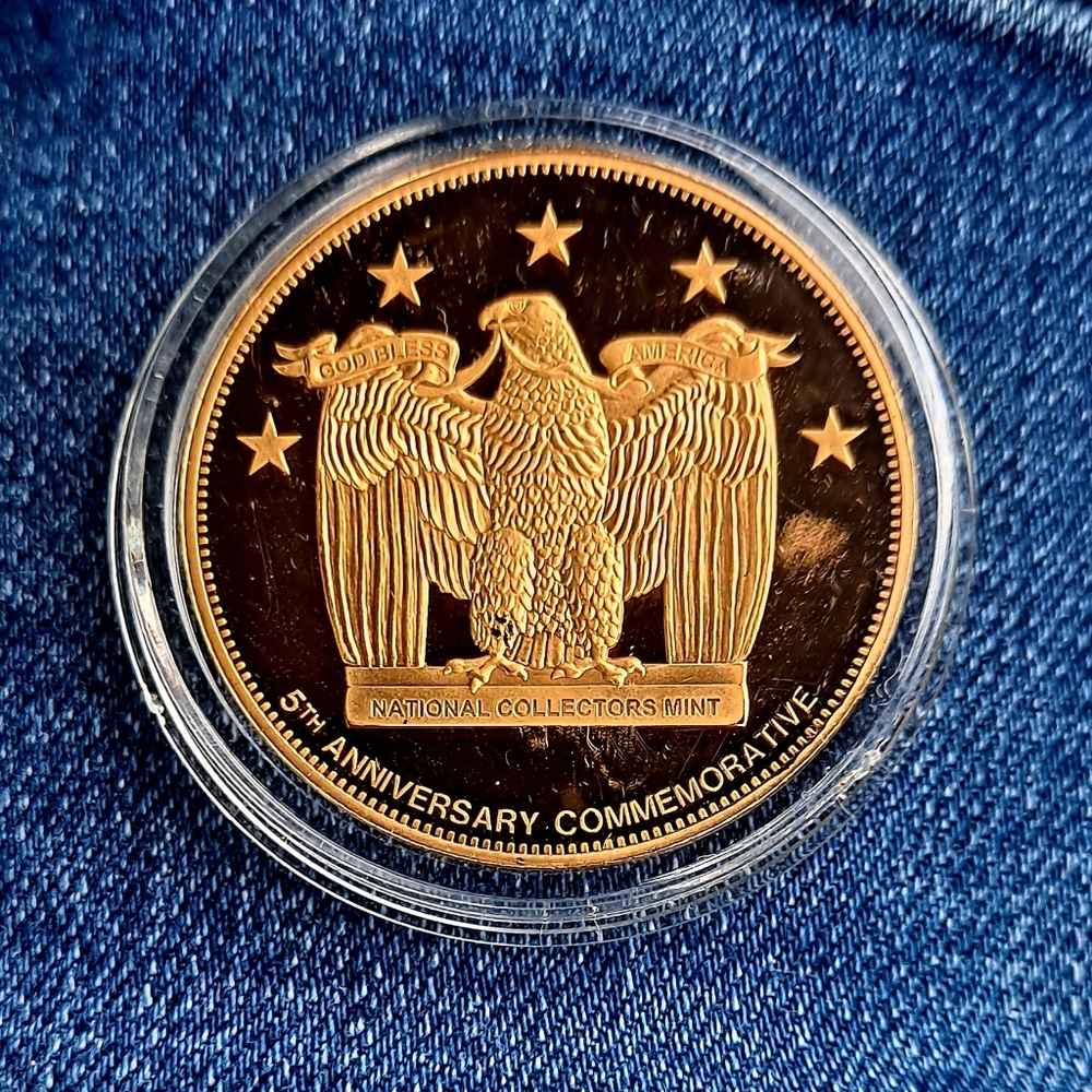 🪙Coin 5th Anniversary Commemorative 2001🪙